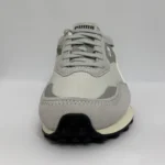 ⁦PUMA Base Rider FV Color: Gris sedado/marfil esmerilado⁩ - الصورة ⁦3⁩